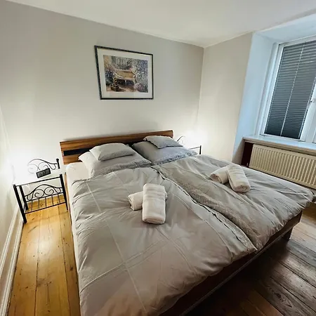 Elvis Family Dream *