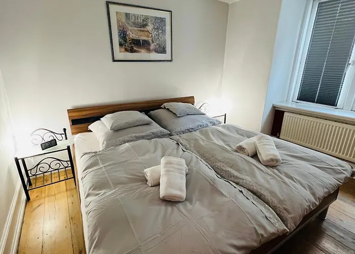 Elvis Family Dream *